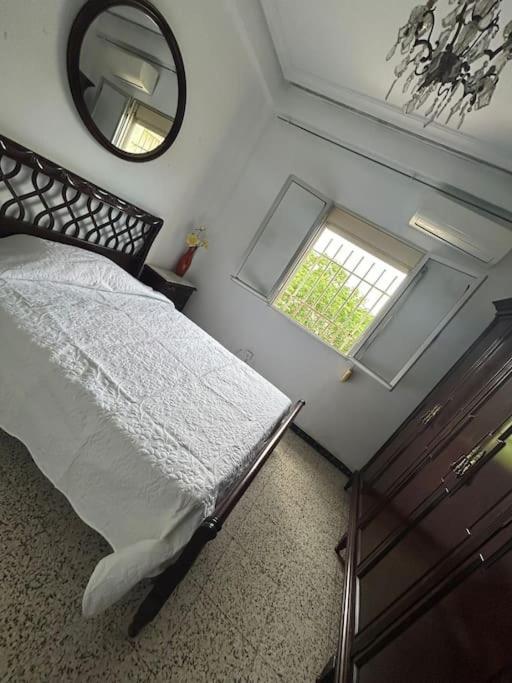 Apartamento Acogedor セビリア エクステリア 写真